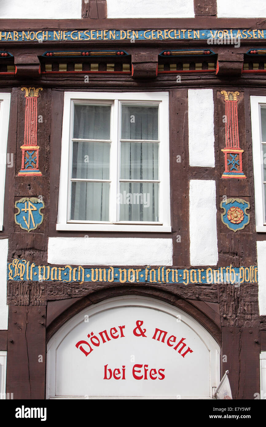 Maison à pans de bois, de style Renaissance de la Weser, Hoexter, Weser Uplands, Rhénanie du Nord-Westphalie, Allemagne, Europe, Banque D'Images