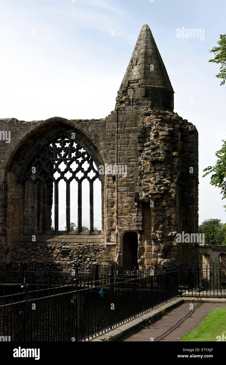 Une partie des ruines de Dunfermline Palace dans le Fife, en Écosse. Banque D'Images