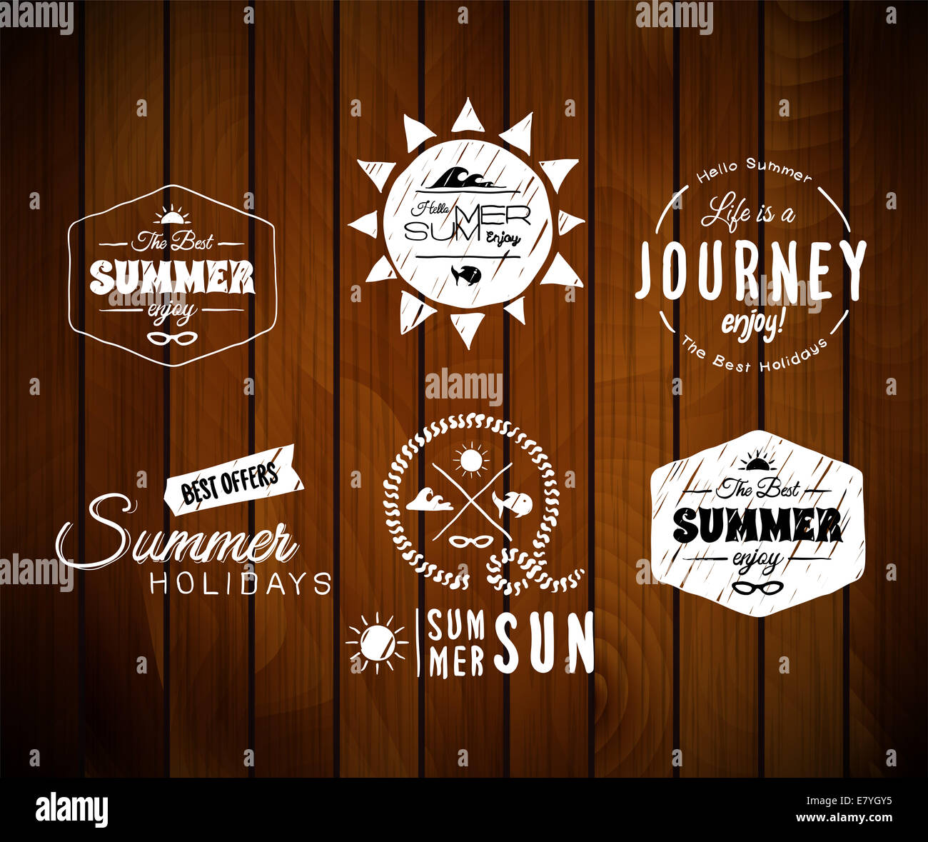 Vacances d'été Vintage typographie design dans doodle style croquis isolé sur la texture du bois Banque D'Images