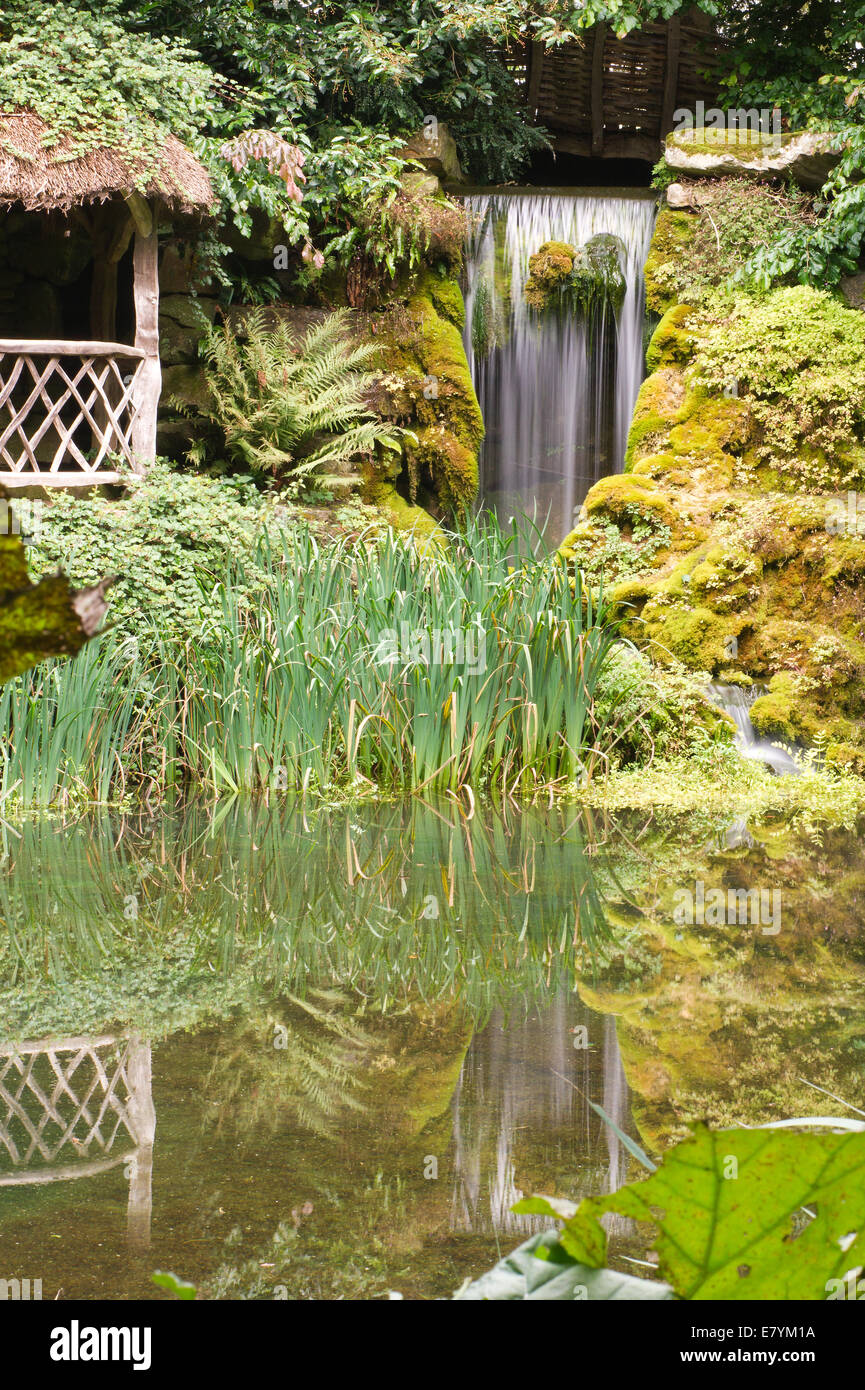 Jardin d'eau Hampton Court, Herefordshire. Banque D'Images