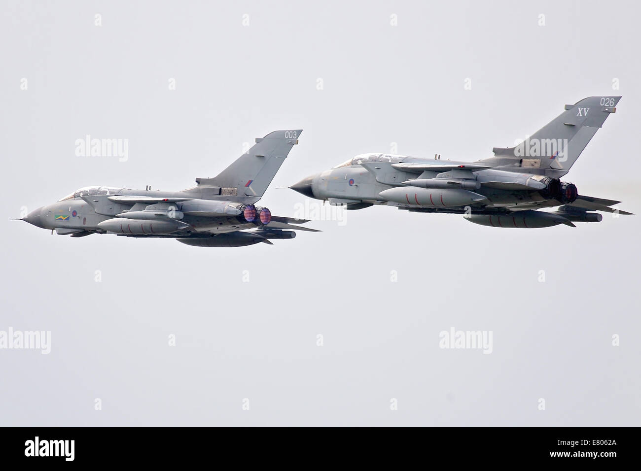 RAF Tornado Gr4 sur la photo d'avions de chasse en formation de bas niveau, Snowdonia au Pays de Galles. Banque D'Images