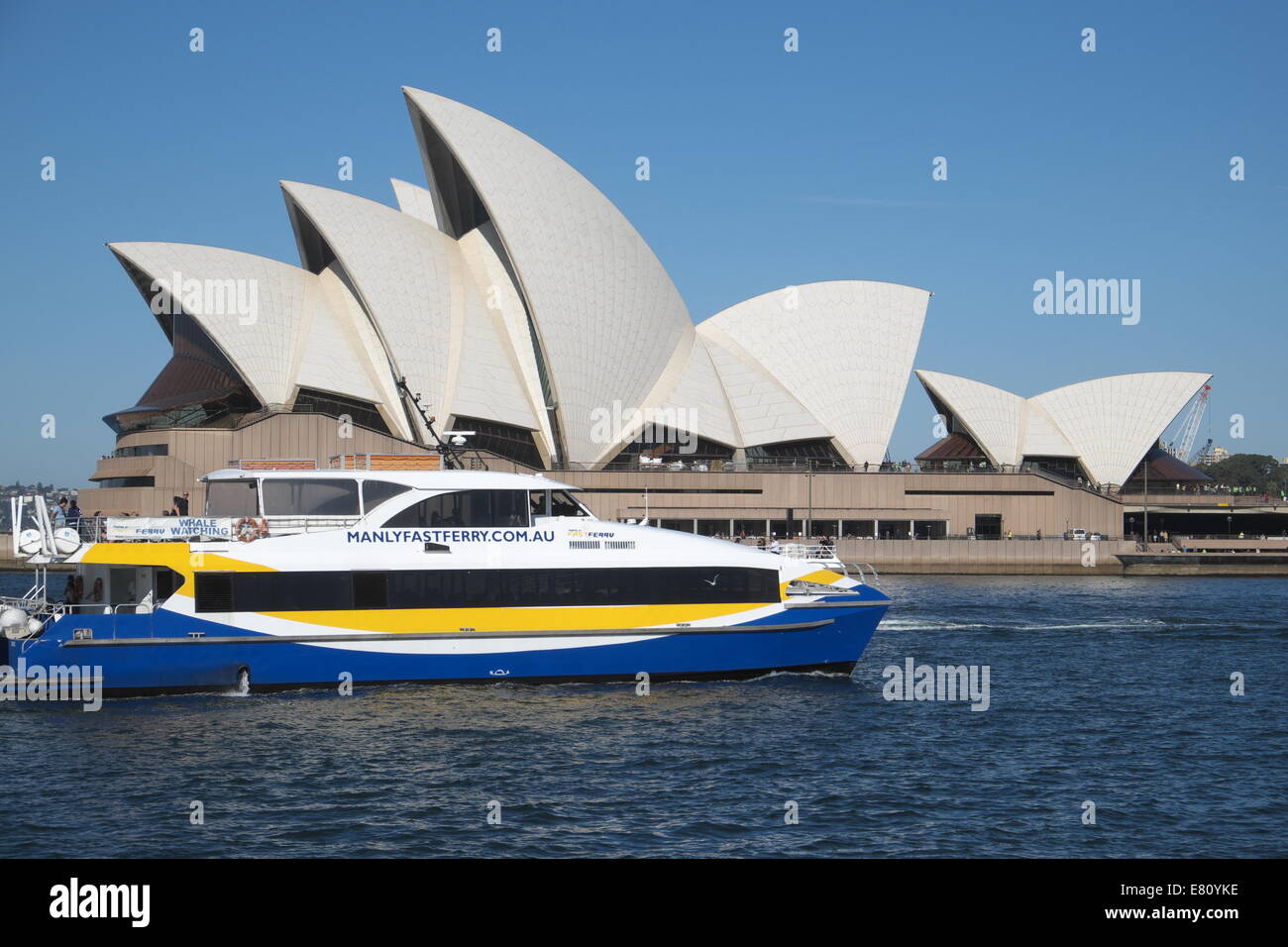 L'opéra de Sydney avec fast ferry manly sydney,Australie,passage Banque D'Images