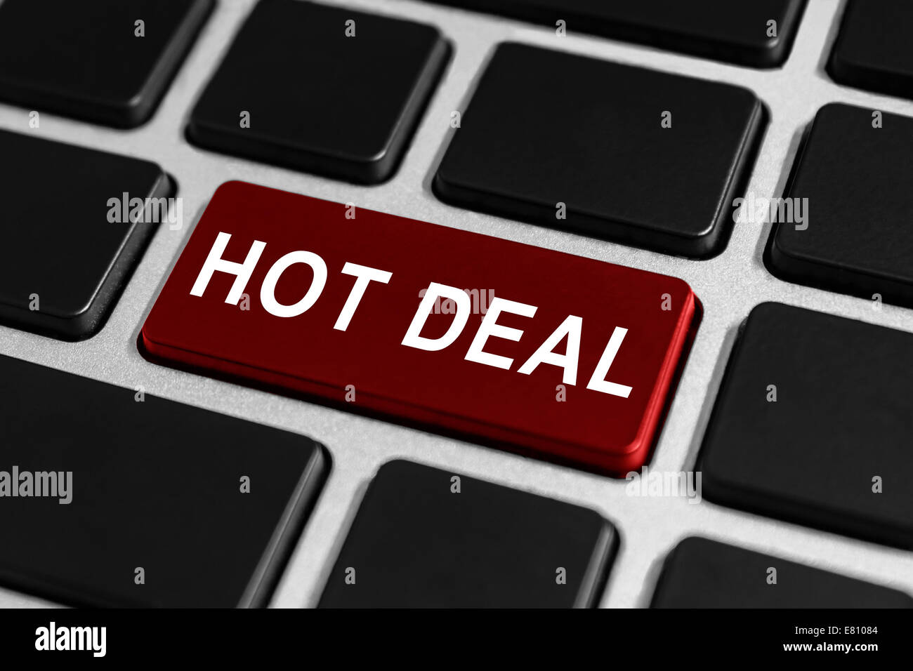 Hot deal bouton rouge sur le clavier, concept d'entreprise Banque D'Images