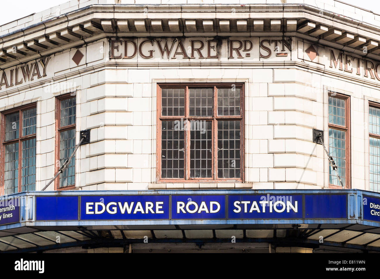 Edgware road london underground station Banque de photographies et d ...