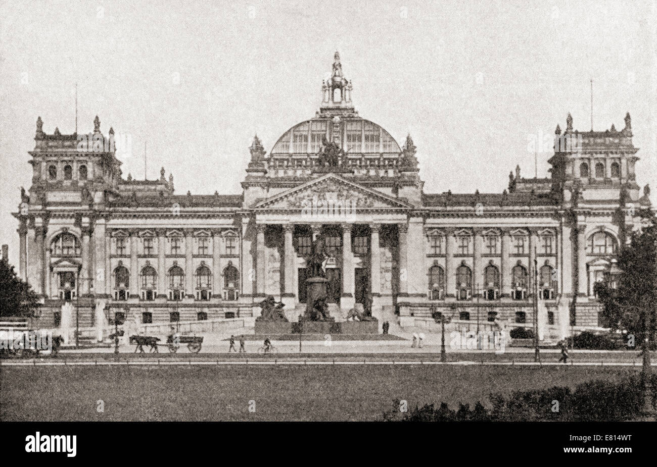 Le bâtiment du Reichstag, Berlin, Allemagne avant la grande guerre. À partir de l'histoire de la Grande Guerre, publié c. 1919 Banque D'Images