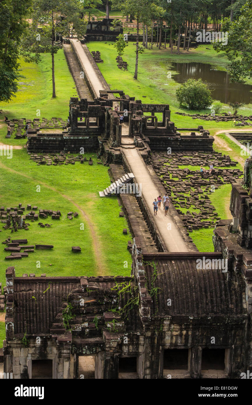 Baphuon est une partie de l'Angkor Thom et complexe a été construit au milieu du 11ème siècle, dédiée à le dieu hindou Shiva. Banque D'Images