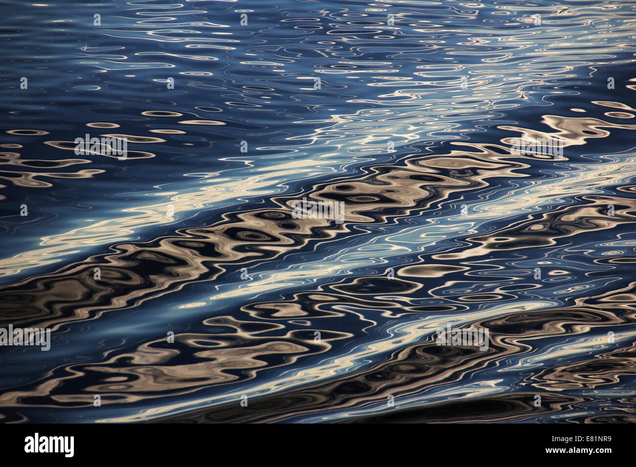 Les vagues de l'eau, le lac de Constance, Allemagne Banque D'Images