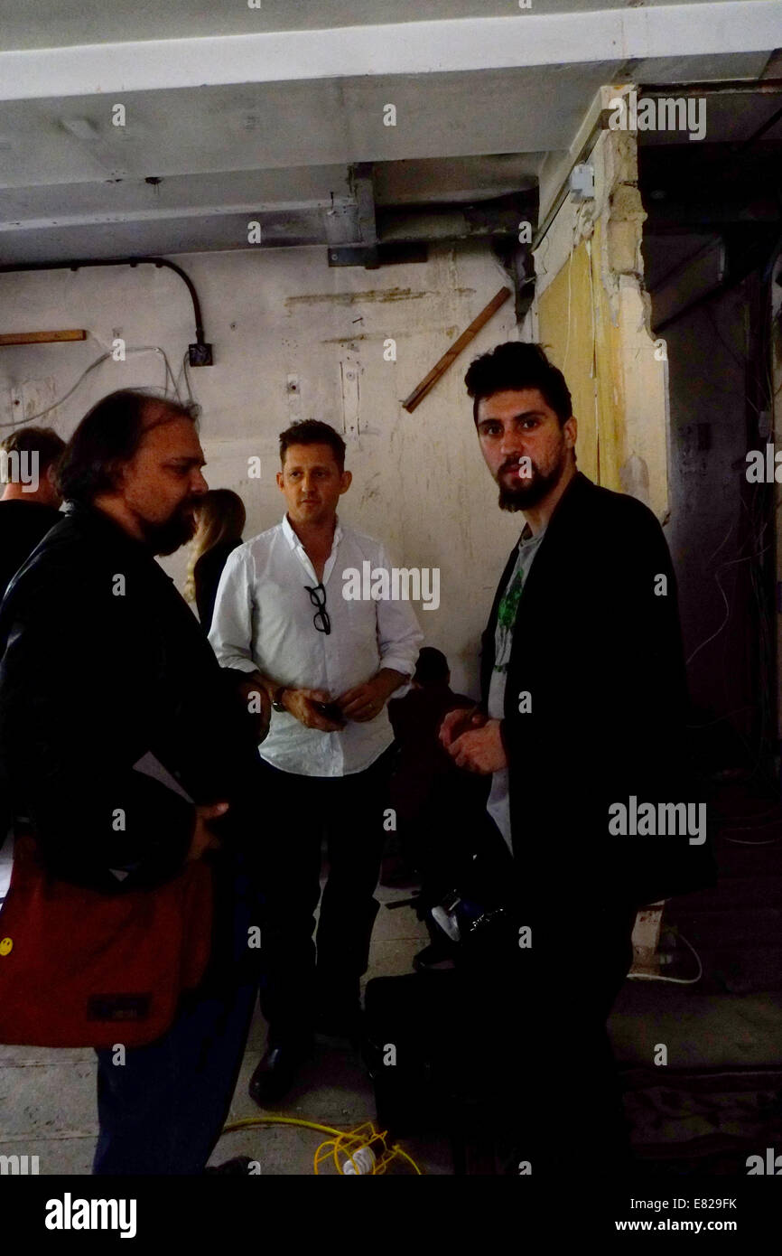 Amir Taaki, créateur de The wallet avec pistolet jouet Photo Stock - Alamy