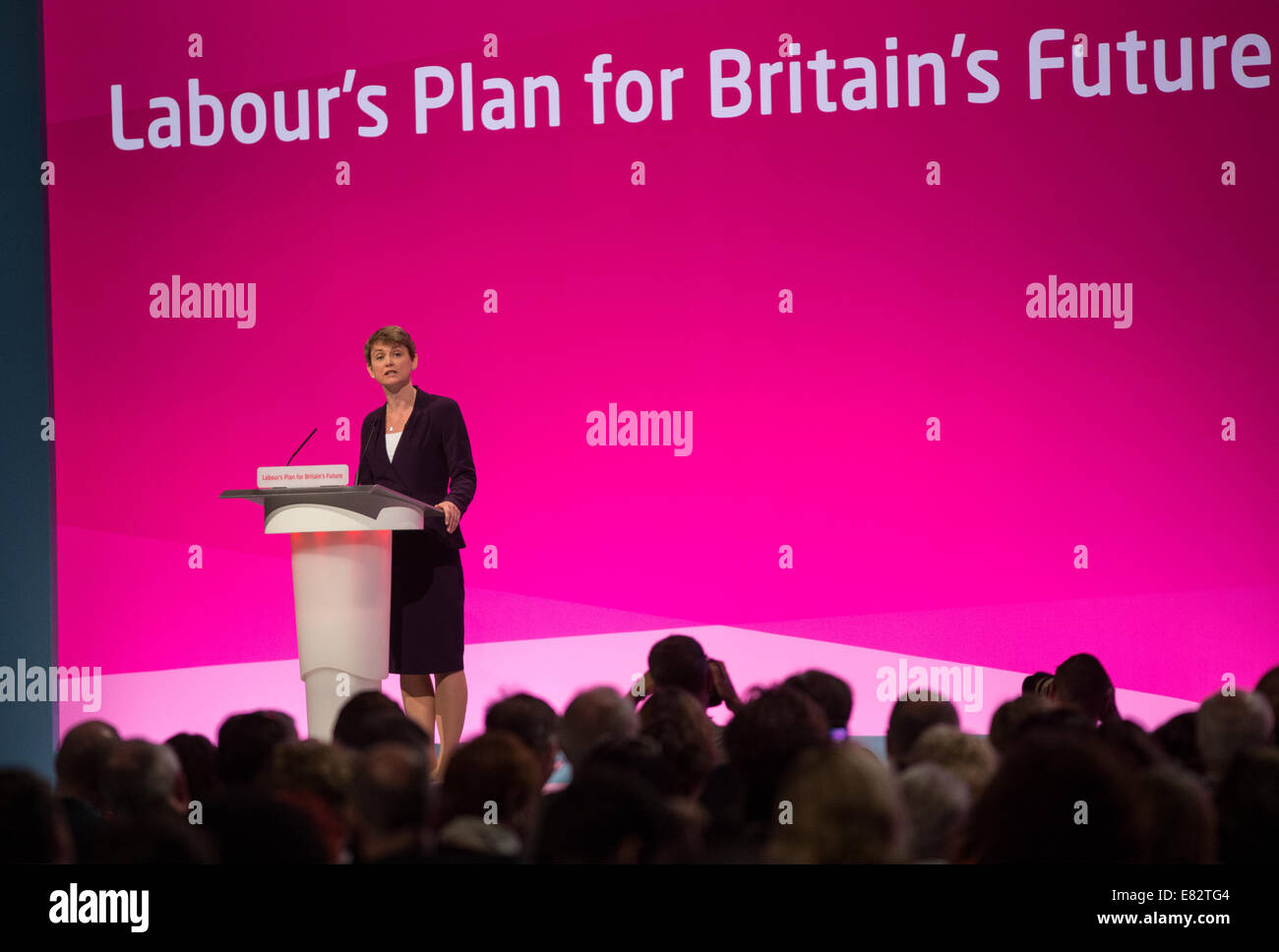 Yvette Accueil Cooper-Shadow secrétaire-MP pour Normanton et Pontefract Banque D'Images