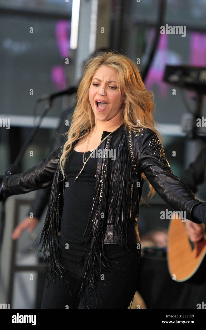 SHAKIRA joue sur l'esplanade du "aujourd' à New York, NY le 26/03/14 Comprend : Shakira Où : New York City, New York, United States Quand : 26 Mars 2014 Banque D'Images