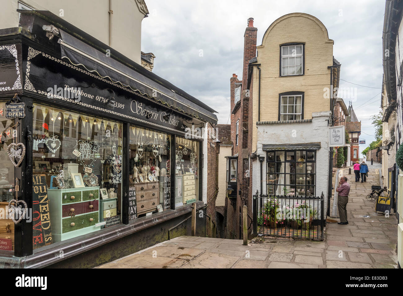 Bridgnorth Shropshire. Les Midlands de l'Angleterre. Boutiques dans le château d'une terrasse. Banque D'Images