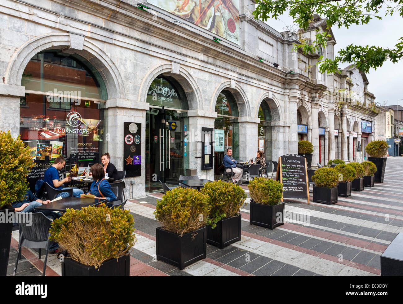 Restaurant Le Cornstore sur Cornmarket Street dans le centre-ville, le liège, le comté de Cork, en République d'Irlande Banque D'Images