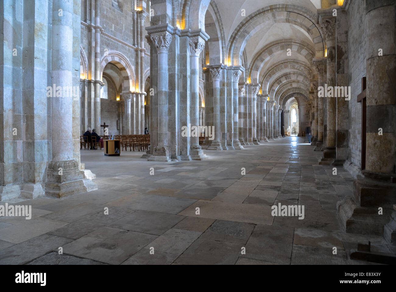 La cathédrale St Marie Madeleine à Vézelay, france Banque D'Images