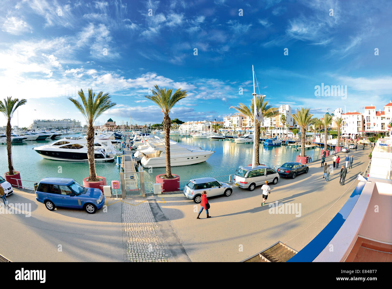 Le Portugal, l'Algarve : Fisheye vue de la marina de Vilamoura Banque D'Images