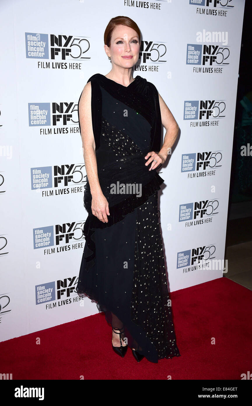 Julianne Moore arrive pour la "carte de l'étoile' premiere pendant le 52e Festival du Film de New York. Banque D'Images