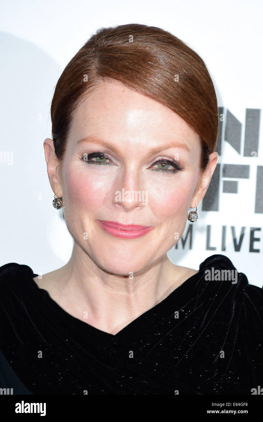 Julianne Moore arrive pour la "carte de l'étoile' premiere pendant le 52e Festival du Film de New York. Banque D'Images