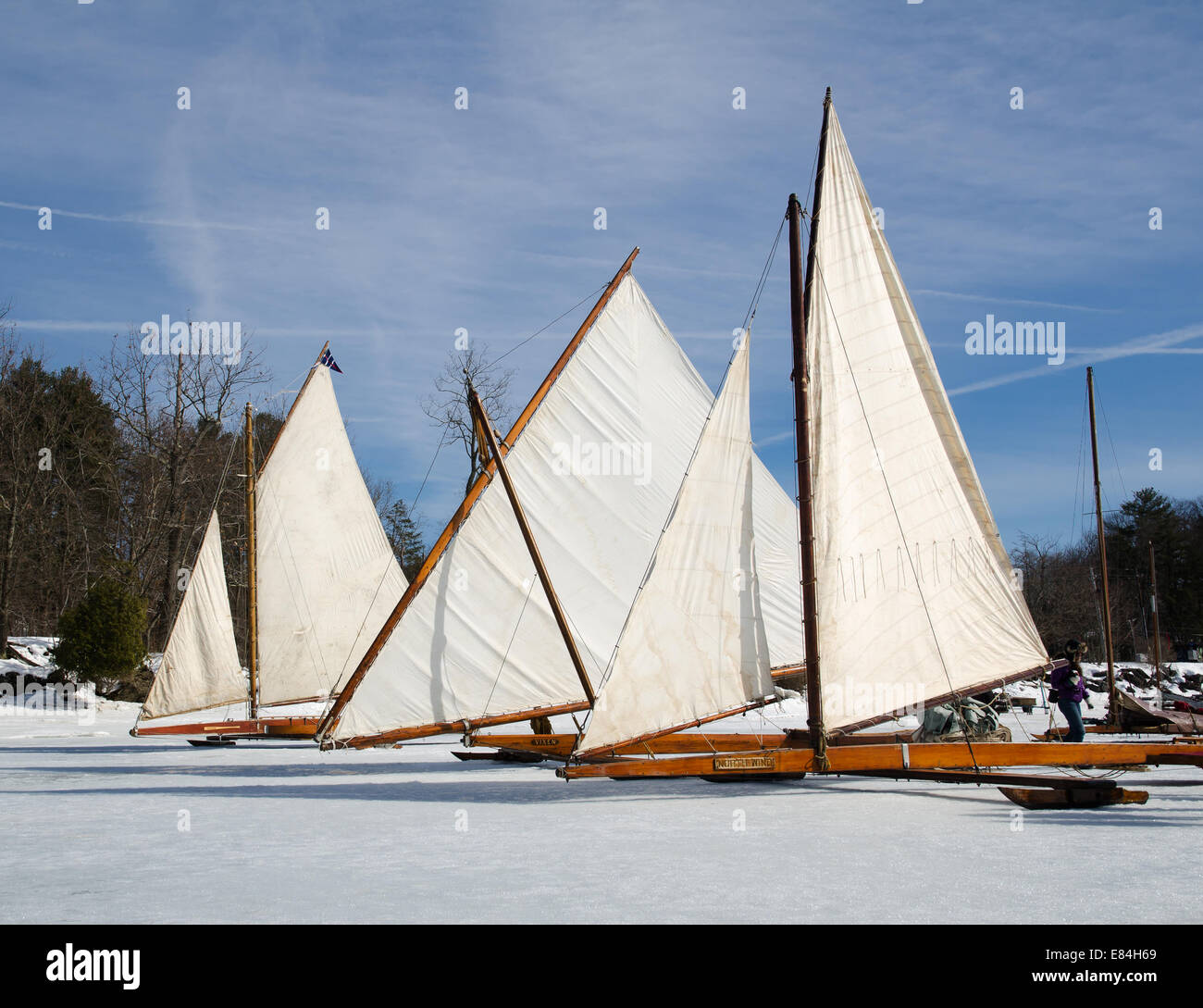 Trois bateaux à glace antique sur la rivière Hudson. Banque D'Images
