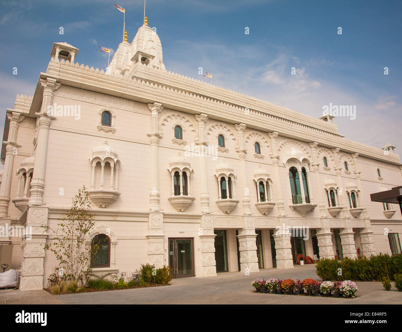 Shri Swaminarayan Mandir dans Kingsbury, Londres, Royaume-Uni Banque D'Images