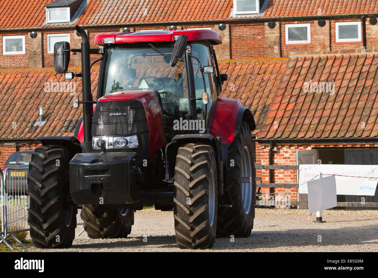 Nouveau cas tracteur sur show à Snape Maltings dans Suffolk Banque D'Images