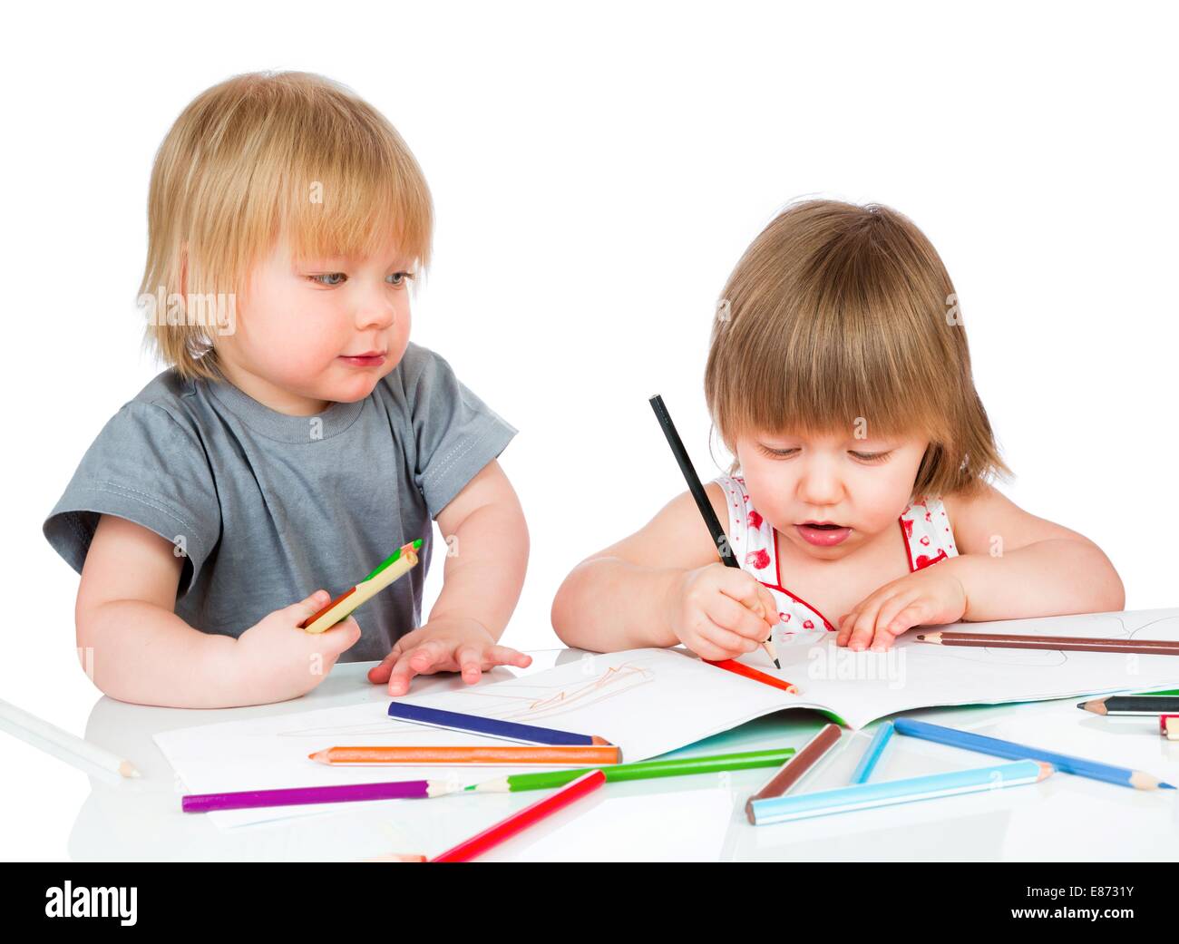 Les enfants s'inspire pencil isolé sur fond blanc. Banque D'Images