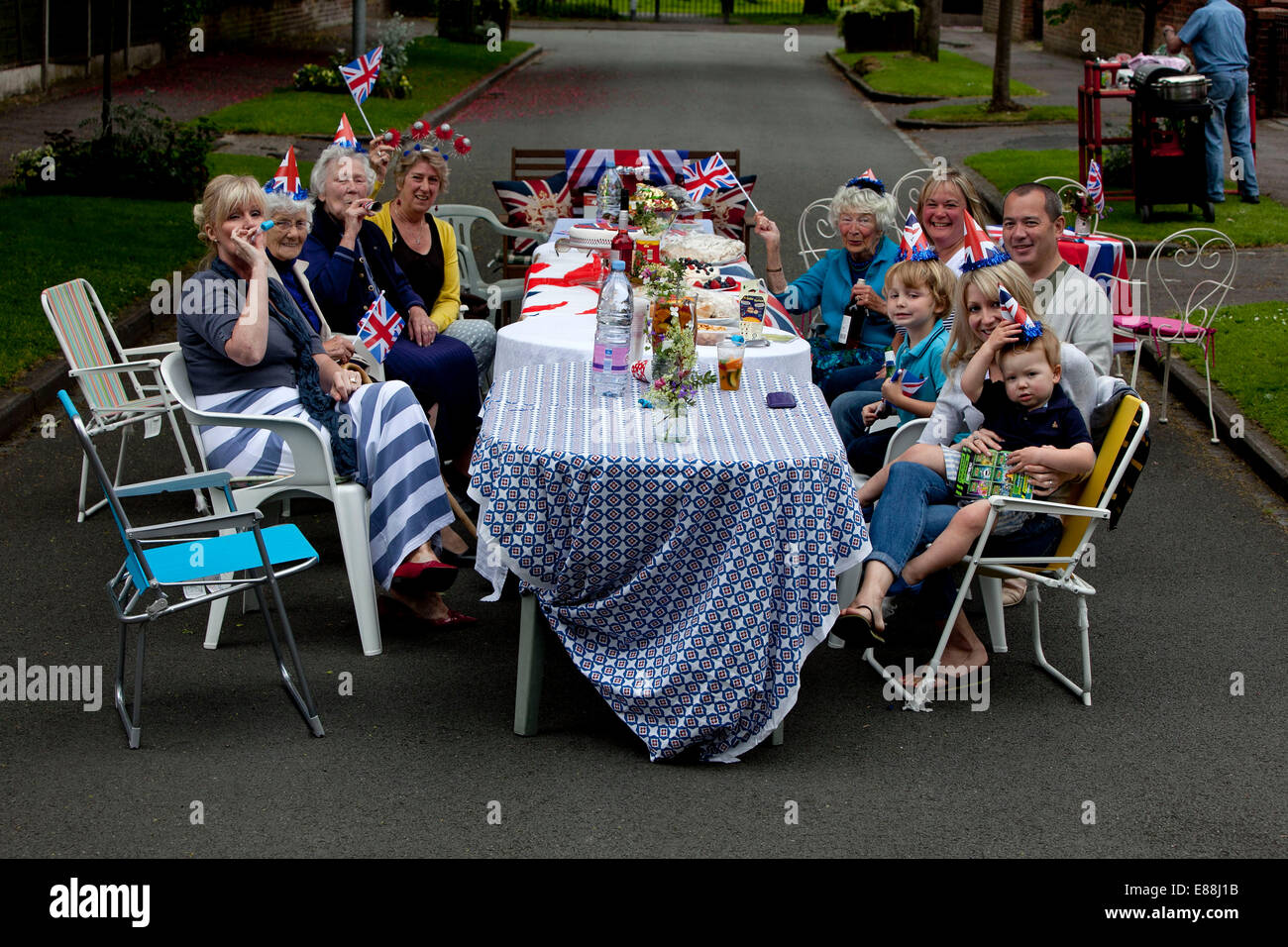 Maj photo par Chris Bull samedi 2/6/12 PARTIE DU JUBILÉ DE DIAMANT Avenue Sussex , www.chrisbullphotographer.com Didsbury Banque D'Images