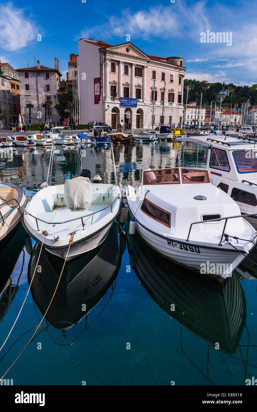 Port de Piran (Luka), Piran Primorska, Istrie slovène, la Slovénie, l'Europe Banque D'Images