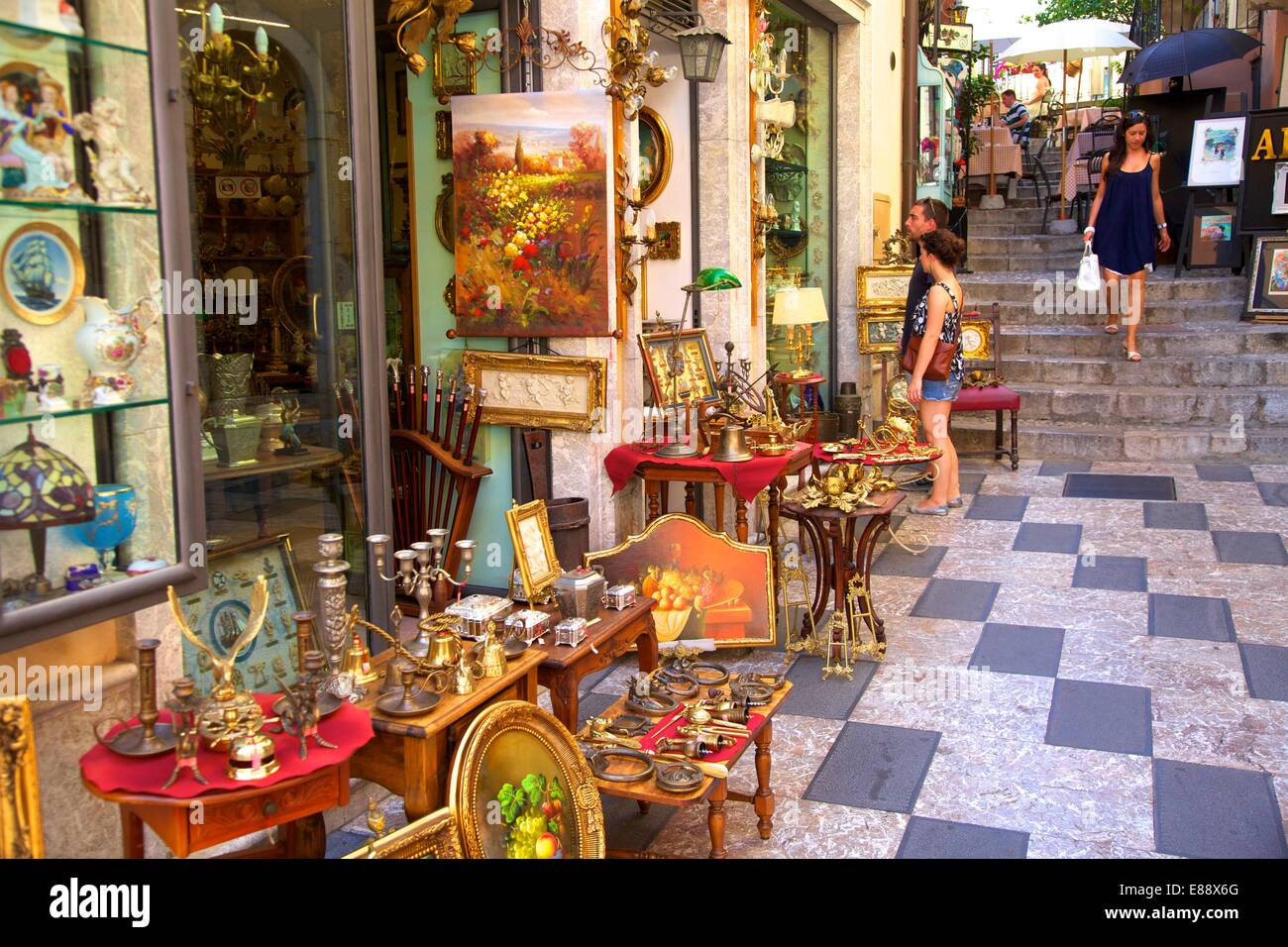 Antique Shop, Taormina, Sicile, Italie, Europe Banque D'Images