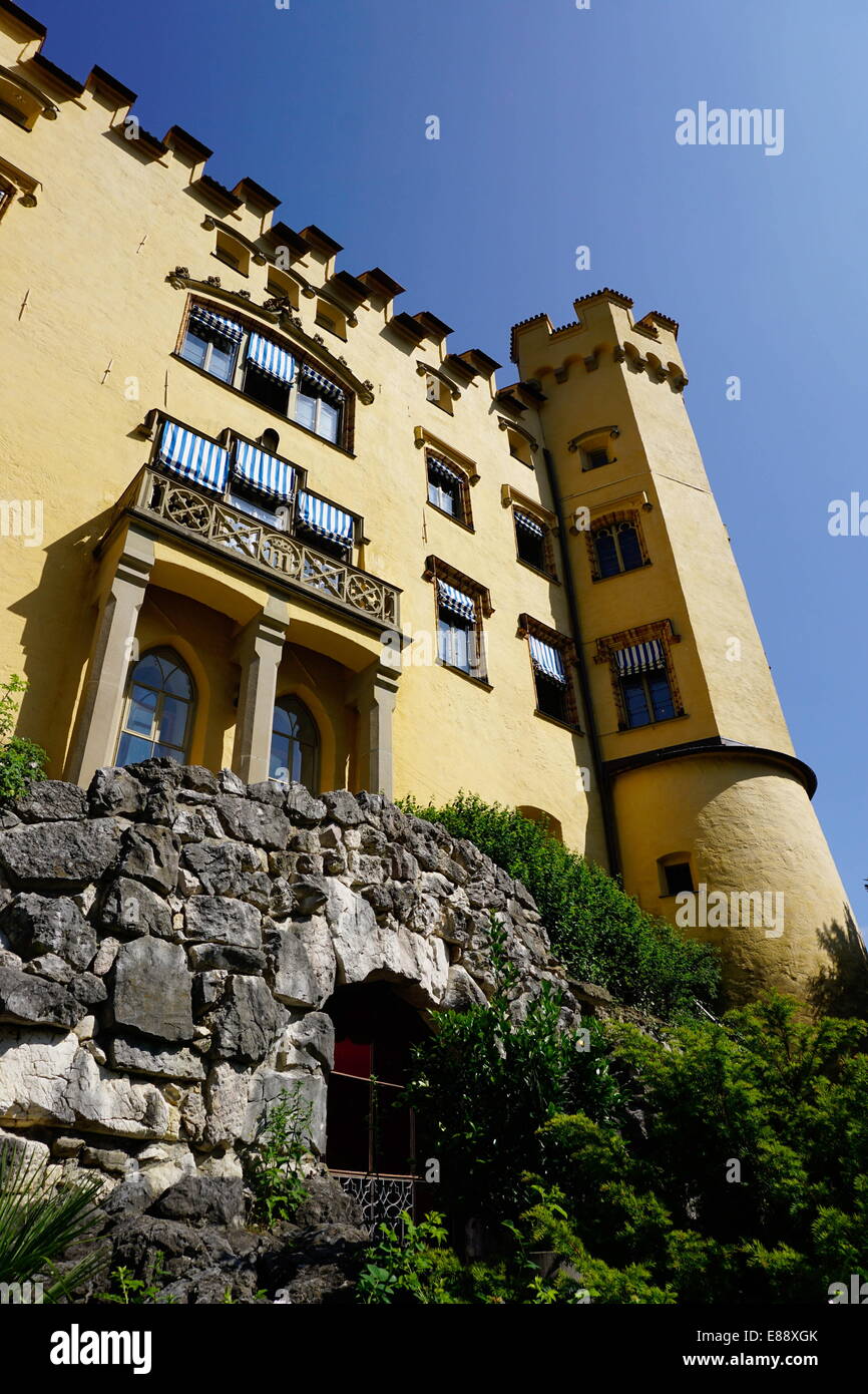 Schloss Hohenschwangau, l'ancien palais de Ludwig le deuxième, à Hohenschwangau, village près de Fussen, Bavaria, Germany, Europe Banque D'Images