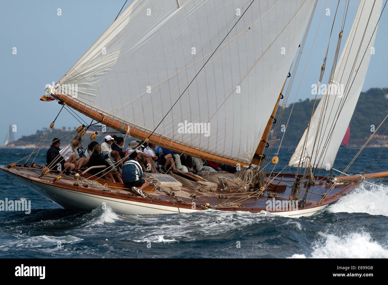 Classic yacht racing pendant les Voiles de St Tropez Photo Stock - Alamy