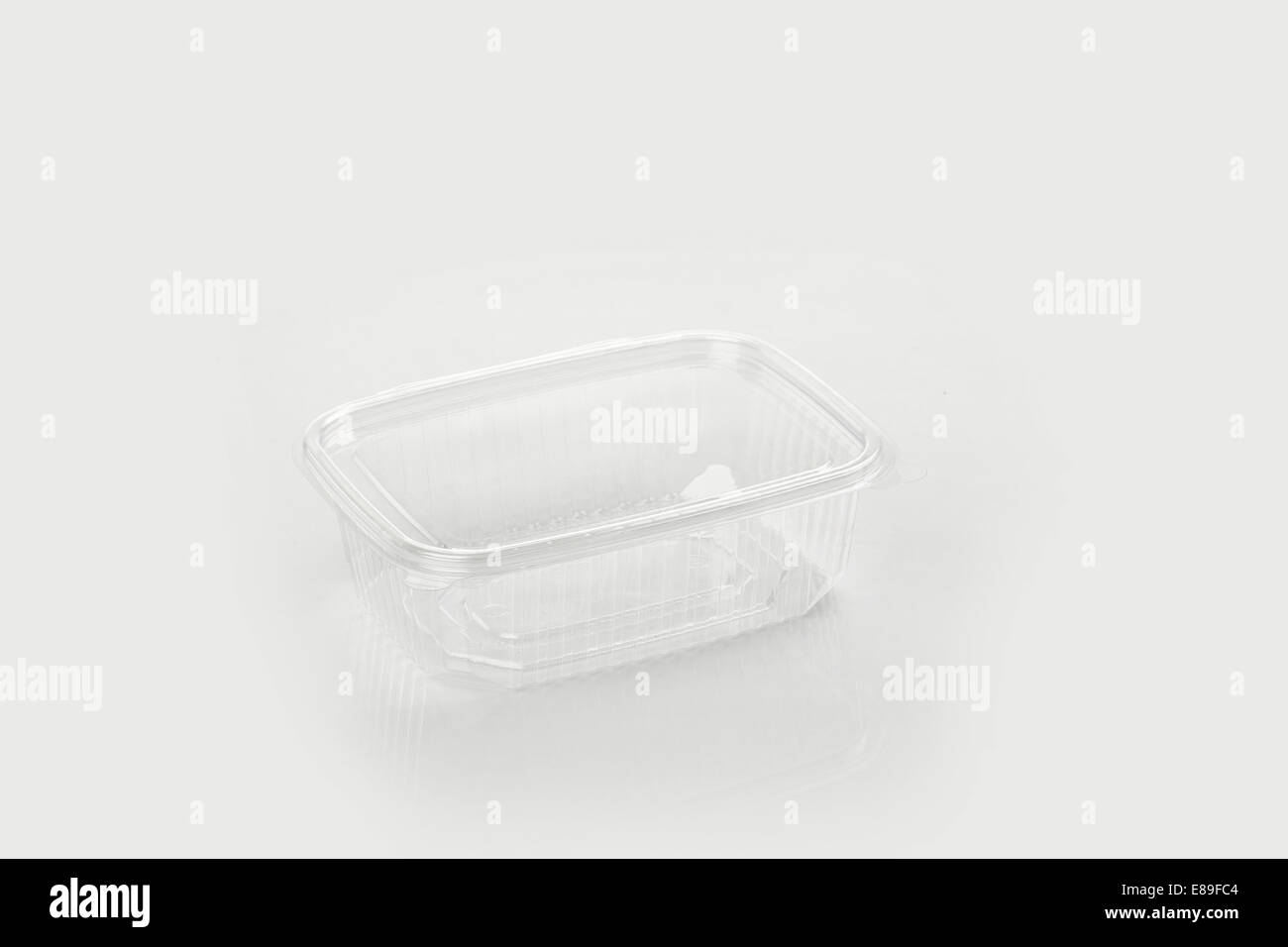 Récipient en plastique pour l'alimentation isolée Banque D'Images