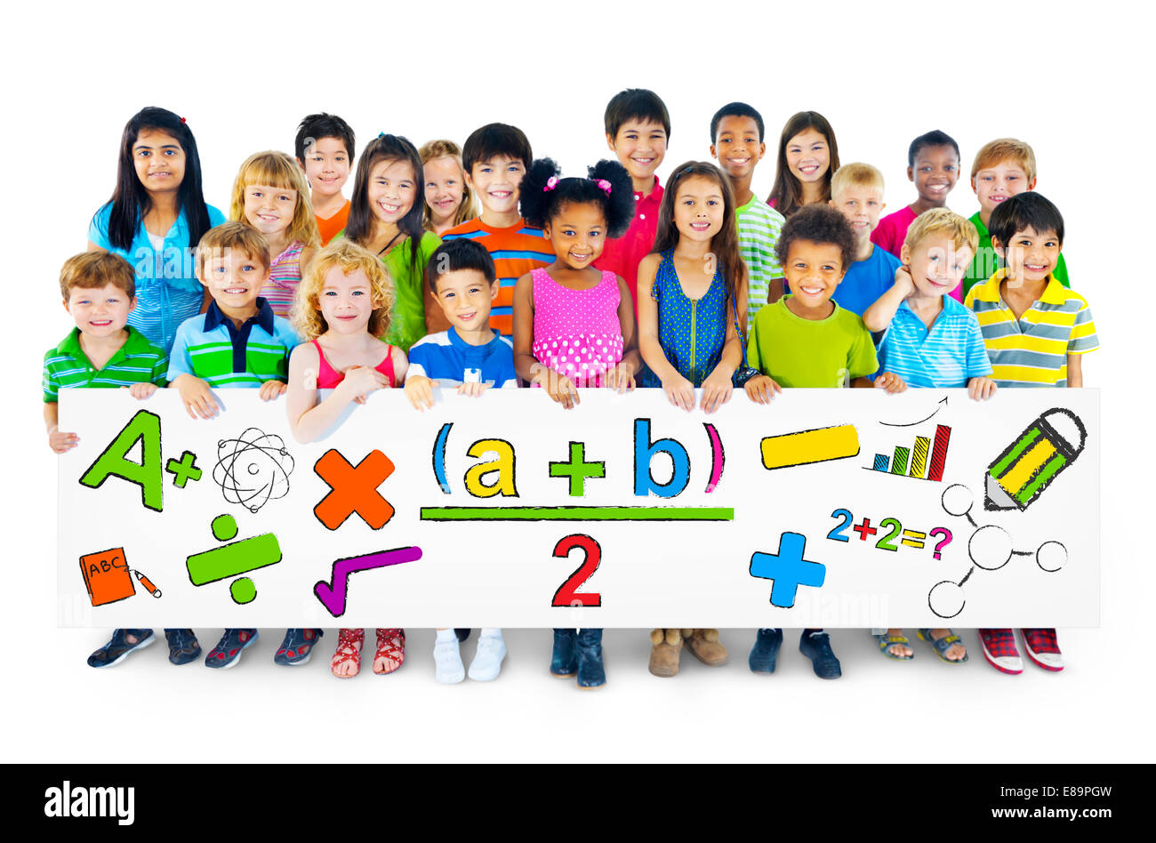 Enfants joyeux divers symboles mathématiques Holding Banque D'Images