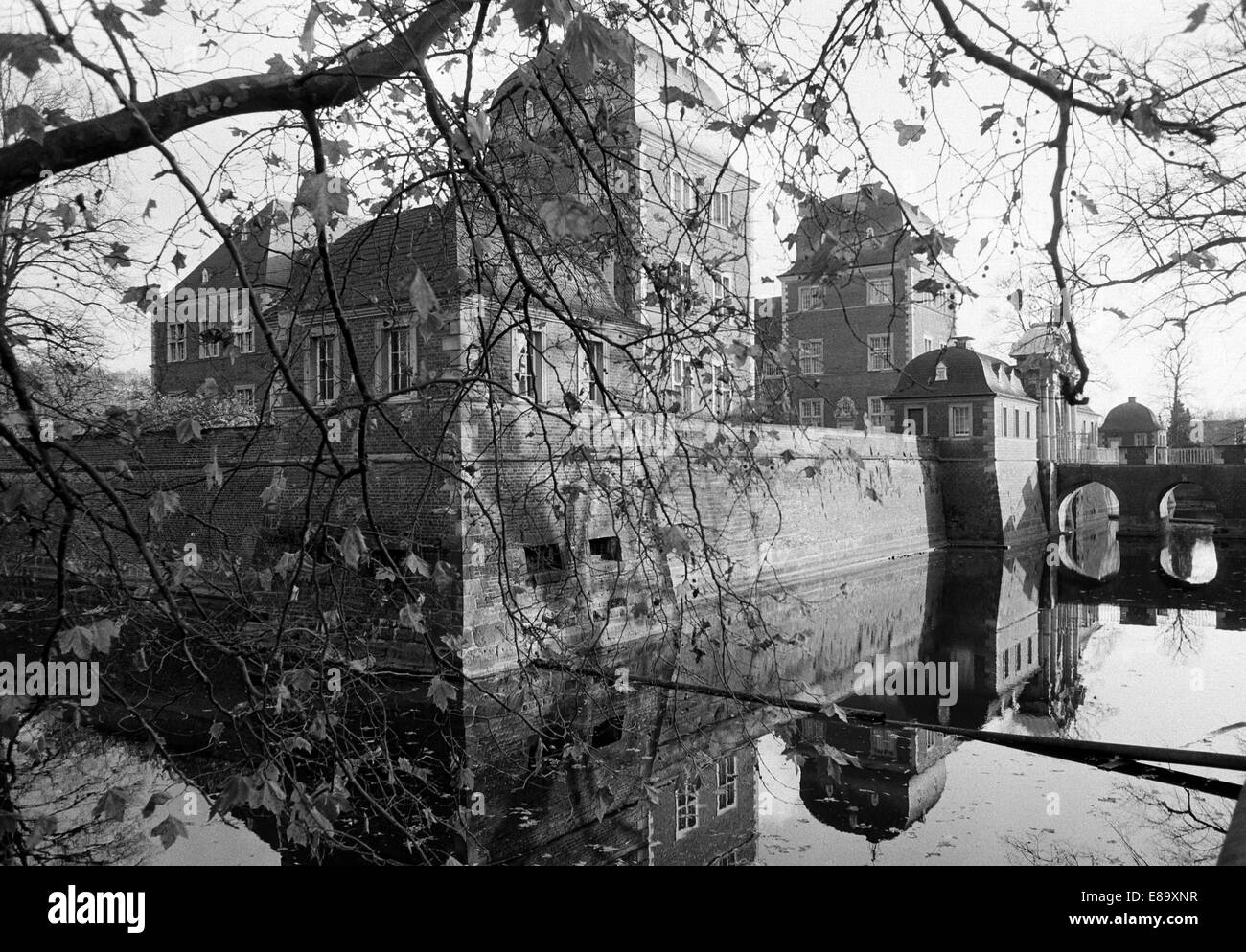 Achtziger Jahre Wasserschloss Ahaus, dans, Münster, Allemagne Banque D'Images