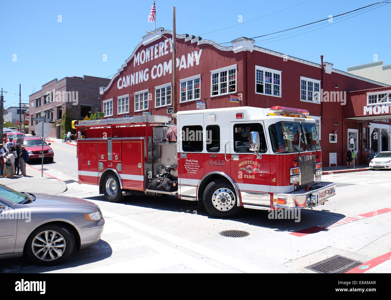 Le service d'incendie de Monterey répond à une urgence dans Cannery Row Monterey Californie Banque D'Images