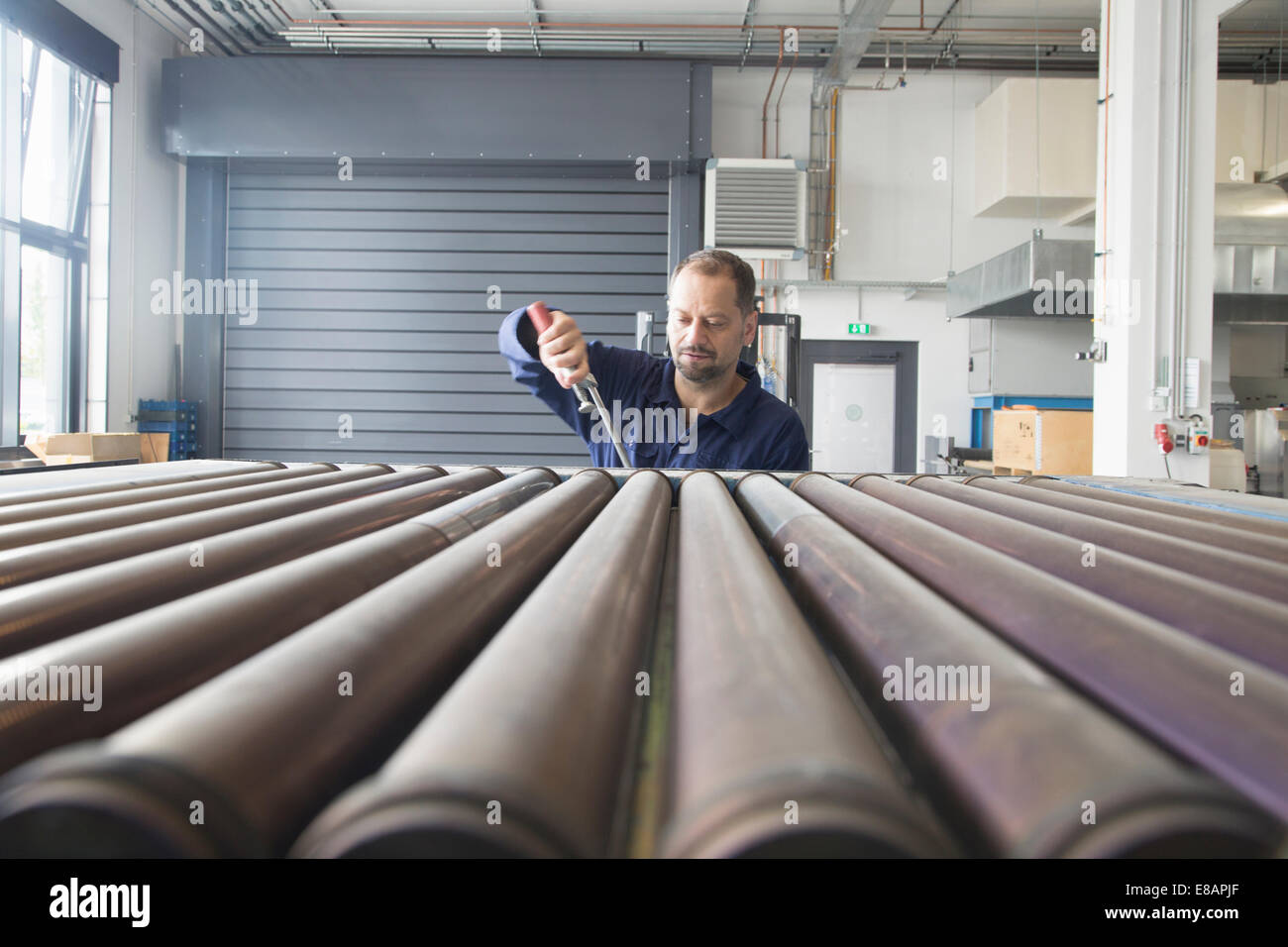 Travailleurs en usine Banque D'Images