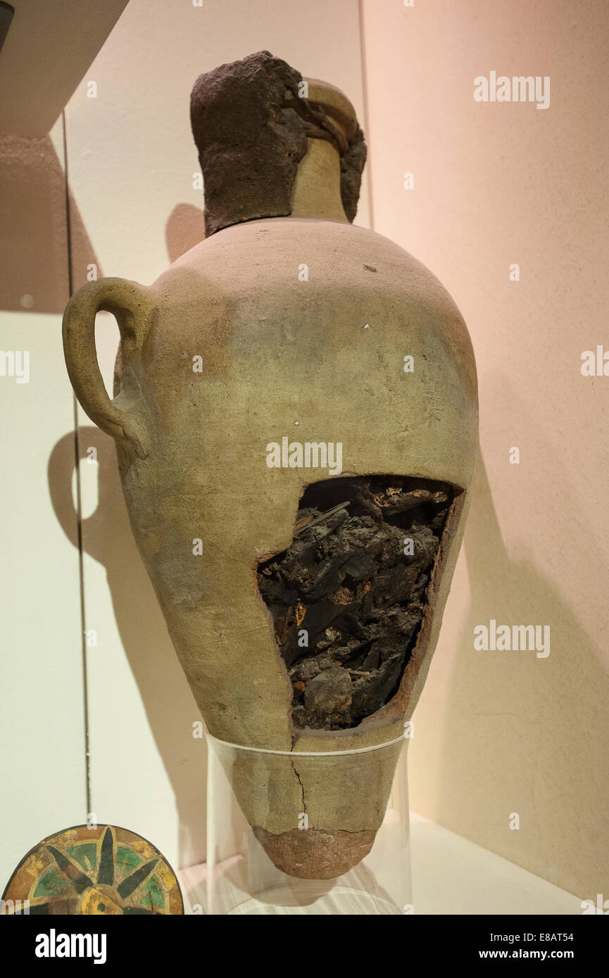 Italie Piémont Turin Musée Égyptien tombe de Kha amphora contenant de la nourriture Banque D'Images