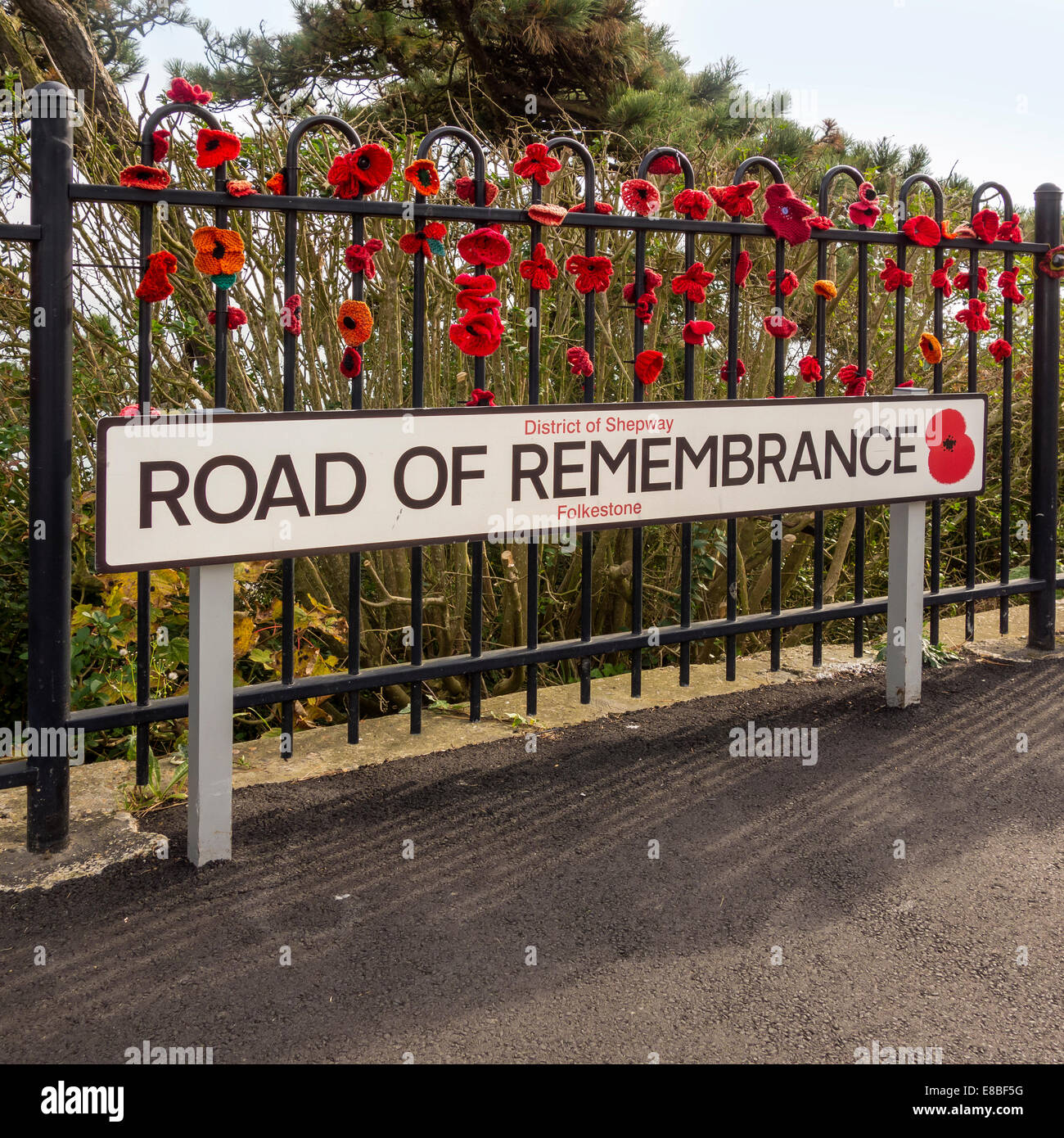 Route du Souvenir Folkestone Kent UK. Partie de la commémorations 100 ans depuis la Grande-Bretagne s'est jointe à la Première Guerre mondiale 1. Banque D'Images
