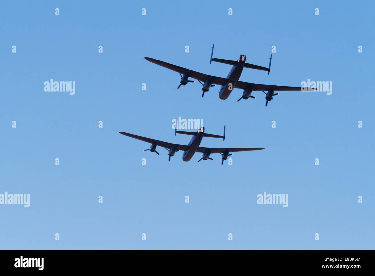 La réunion historique des deux derniers bombardiers Avro Lancaster de navigabilité. Banque D'Images