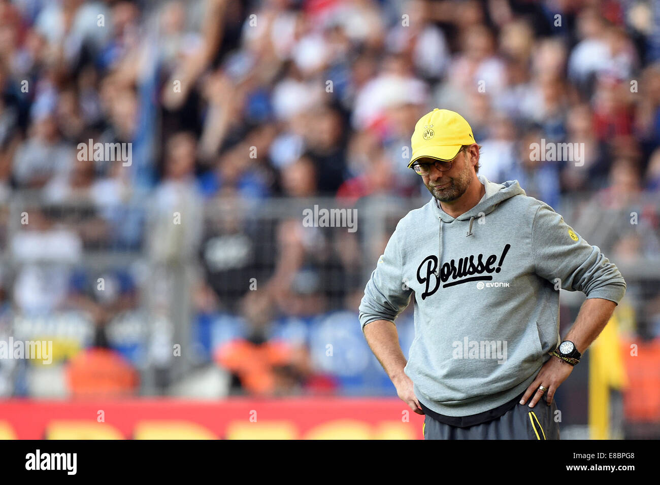 L'entraîneur du Borussia Dortmund JÜRGEN KLOPP sur la ligne de touche lors de l'accueil 1-0 défaite à SV Hambourg le samedi. Photo : Marius Becker/dpa Banque D'Images