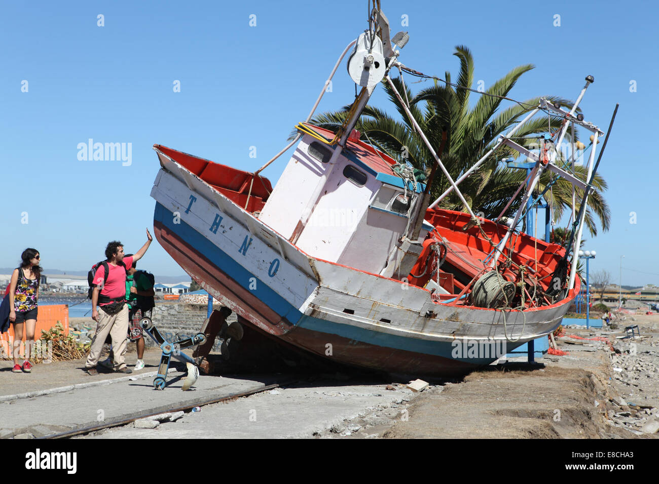 Tsunami fait voile Banque D'Images