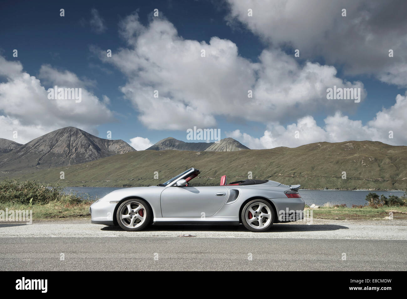 Porsche 911 Turbo 996 Gen sur Skye Banque D'Images