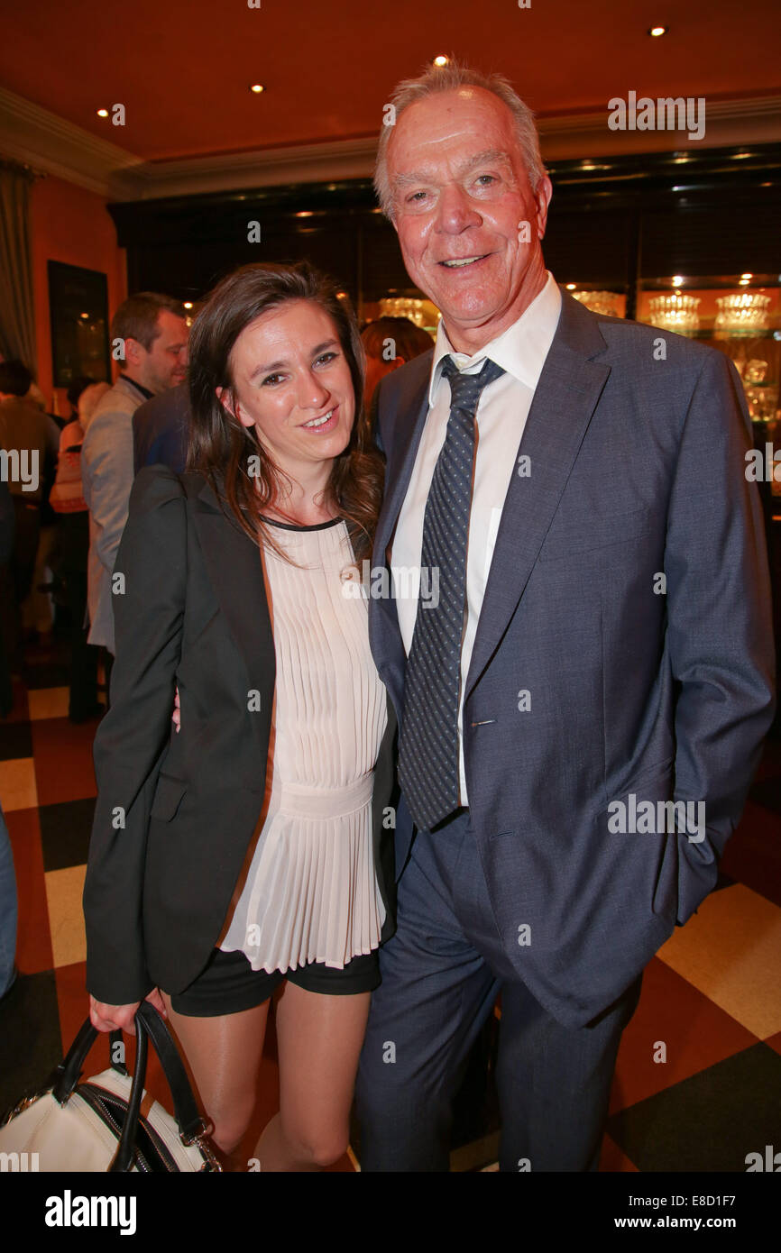 Première représentation de la pièce de théâtre comédie 'Othello darf nicht platzen' à Kleine Komoedie à l'hôtel Bayerischer Hof. Avec : Dirk Galuba,Maria Klose Où : Munich, Allemagne Quand : 03 Avr 2014 Banque D'Images