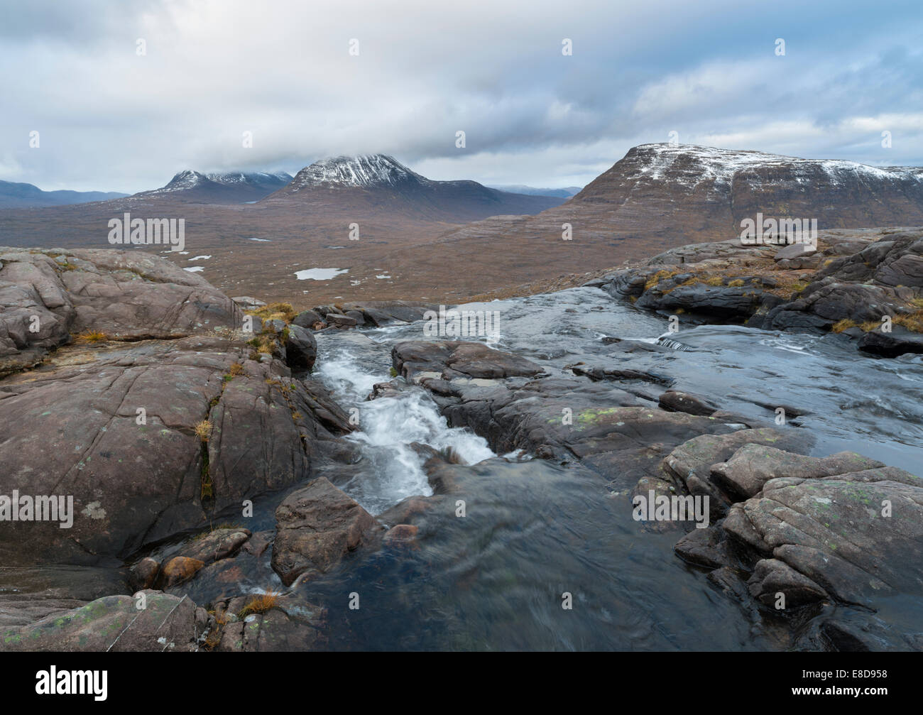 Une vue de la forêt de la Triple Flowerdale Buttress, à pied, de l'Écosse Torridon Banque D'Images