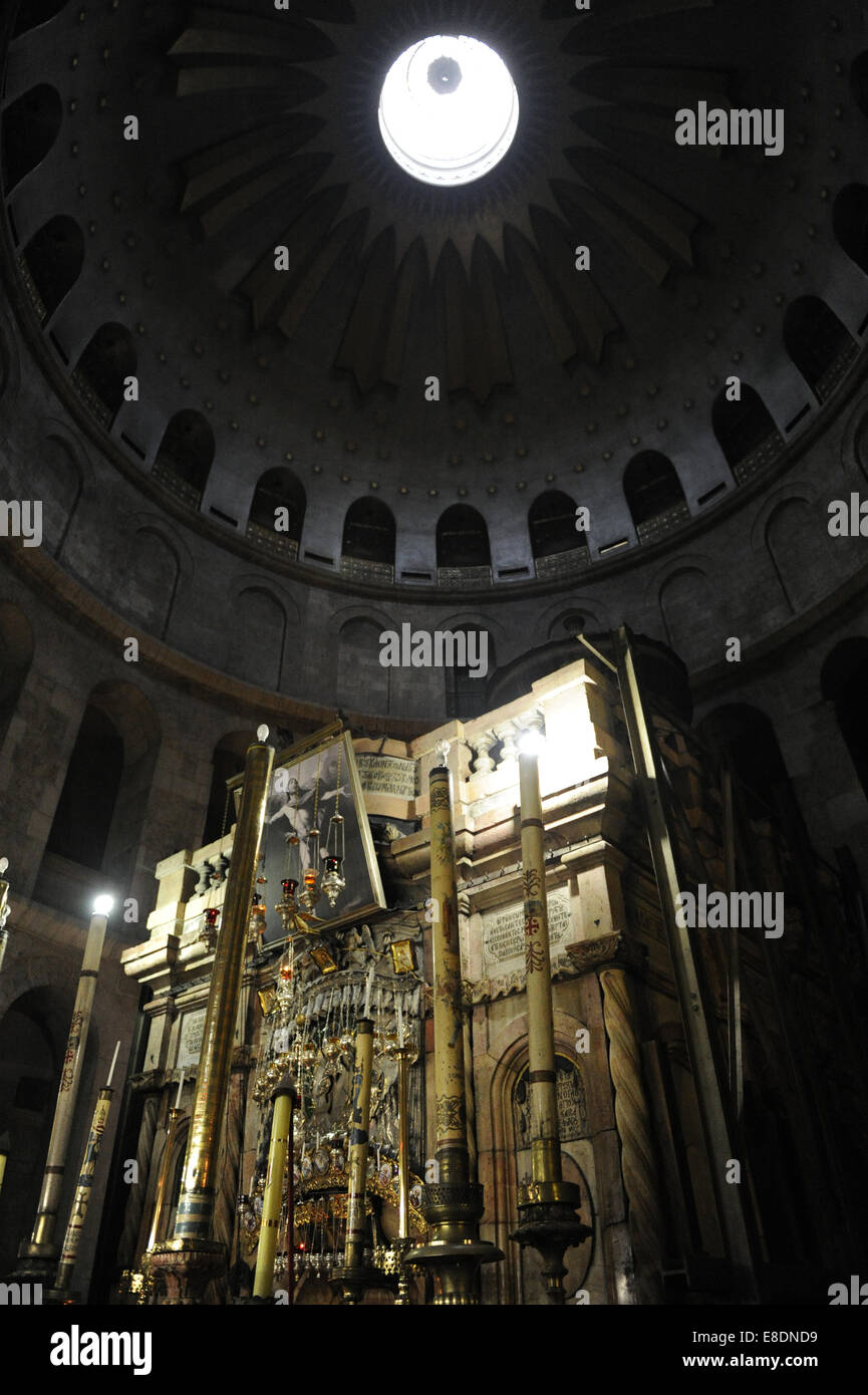 Israël. Jérusalem. Le tombeau du Christ au Saint-Sépulcre. Banque D'Images