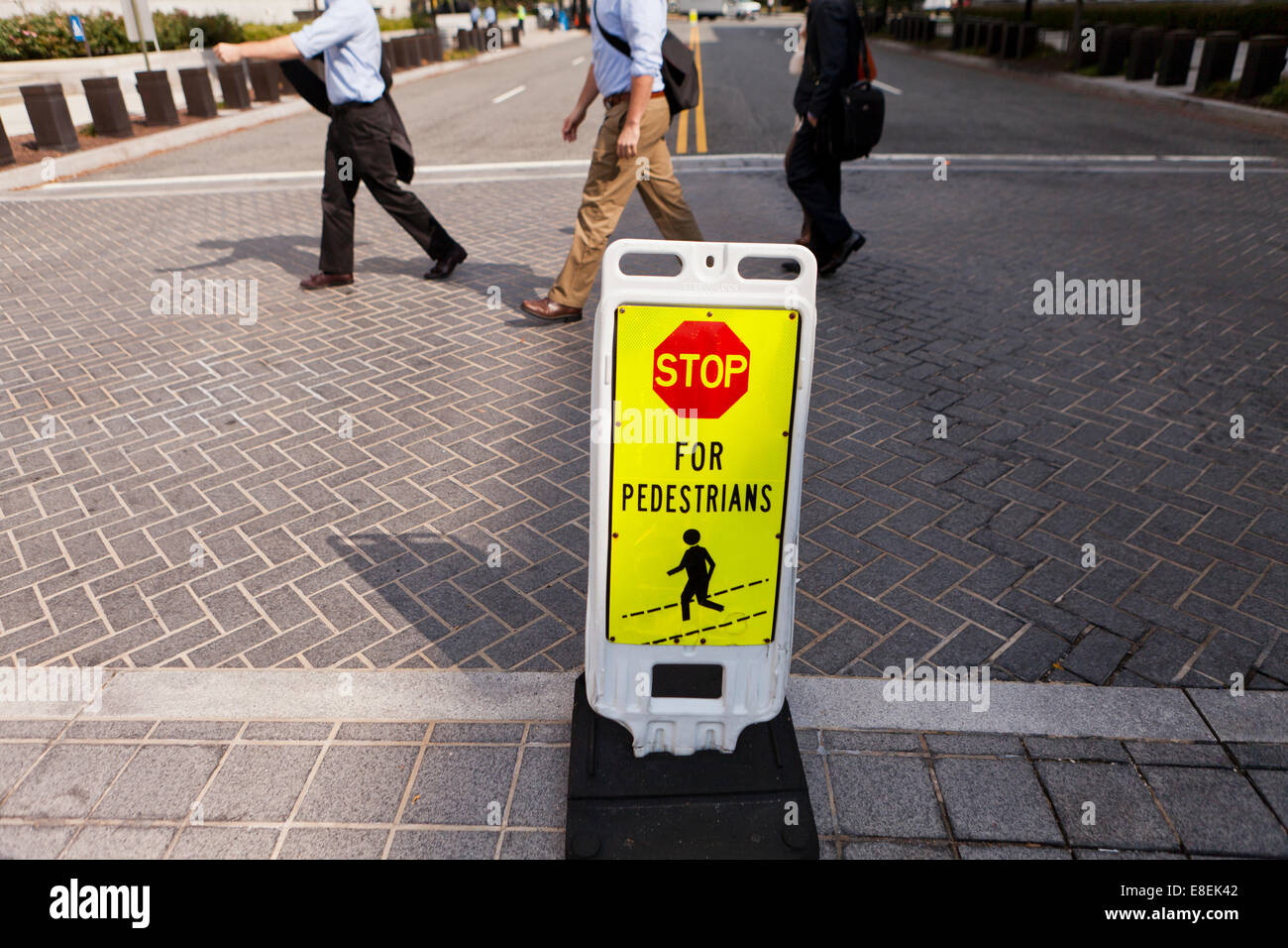 Pour les Piétons Stop Sign - Washington, DC USA Banque D'Images