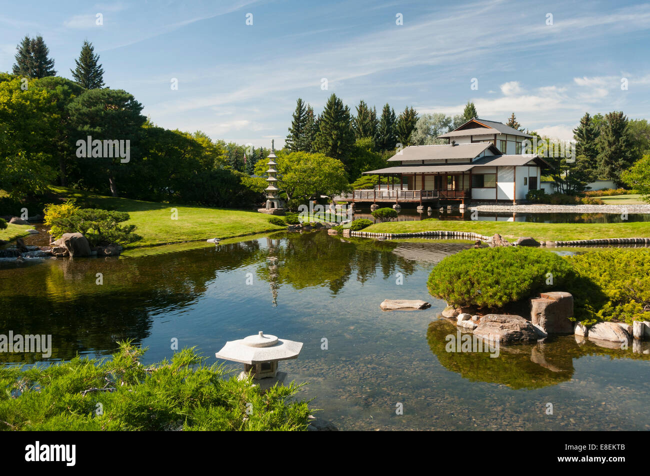 Elk203-6759 Canada, Alberta, Lethbridge, jardins japonais Nikka Yuko, Tea House Banque D'Images