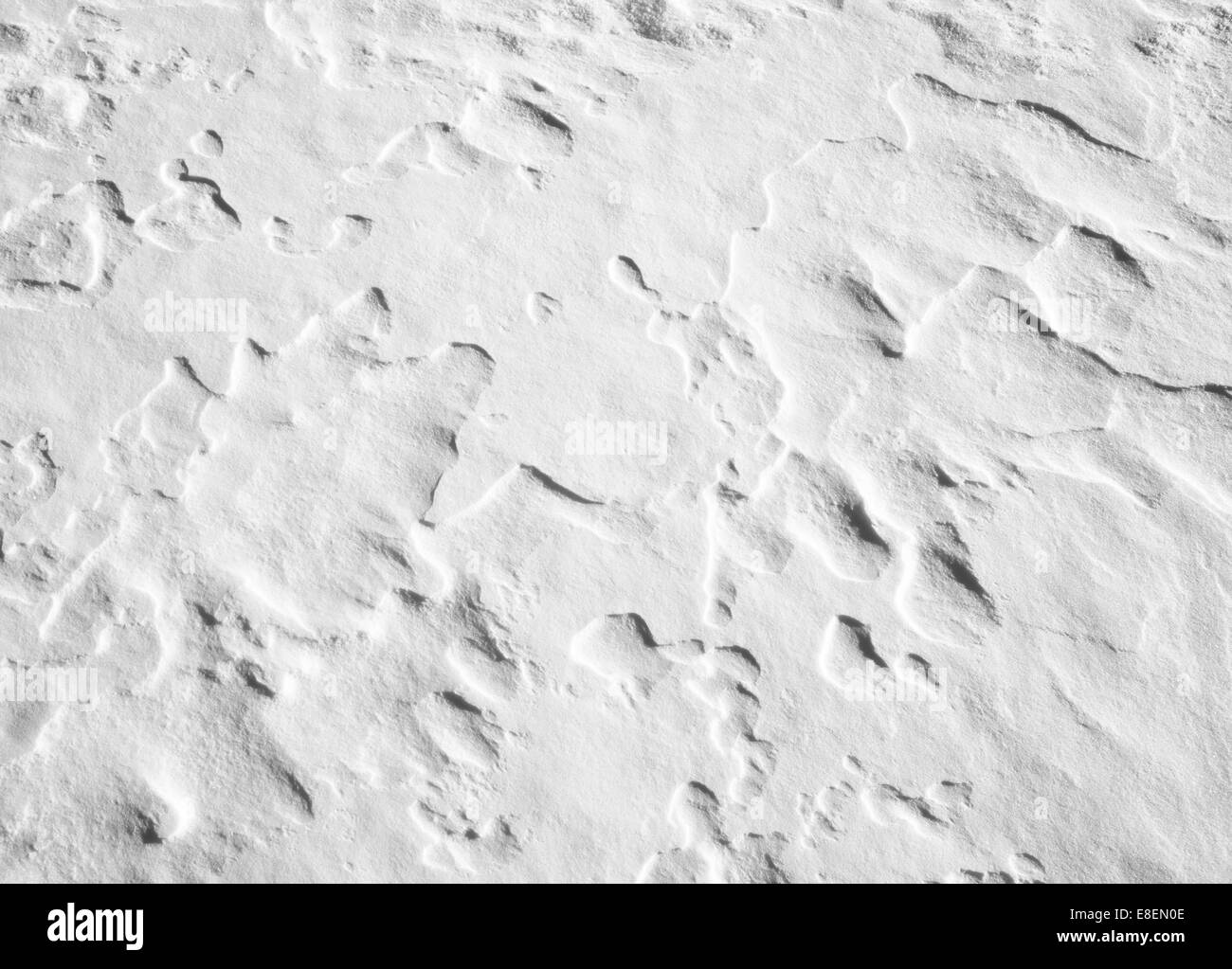 La texture de la neige naturelle avec la lumière d'hiver détails Banque D'Images