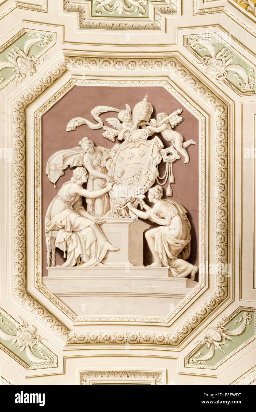 L'illusion fresques au plafond dans la Galleria degli Arazzi, Musées du Vatican, Vatican, Rome, Latium, Italie Banque D'Images