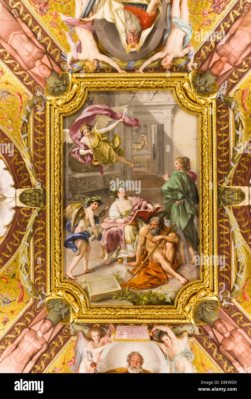 Fresque au plafond en stuc doré avec châssis, Musées du Vatican, Vatican, Rome, Latium, Italie Banque D'Images