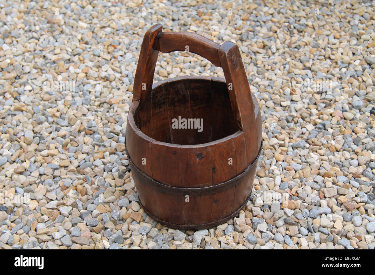 Porte seau Banque de photographies et d’images à haute résolution - Alamy
