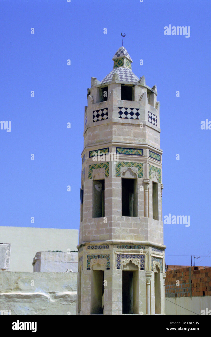 Minaret, Zakkak Madresa, Sousse, Tunisie. Banque D'Images
